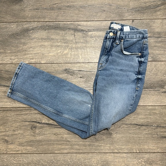 • Good American • Women’s 90s Cropped Icon Jeans
Indigo068 Distressed  00/24 - Picture 2 of 5